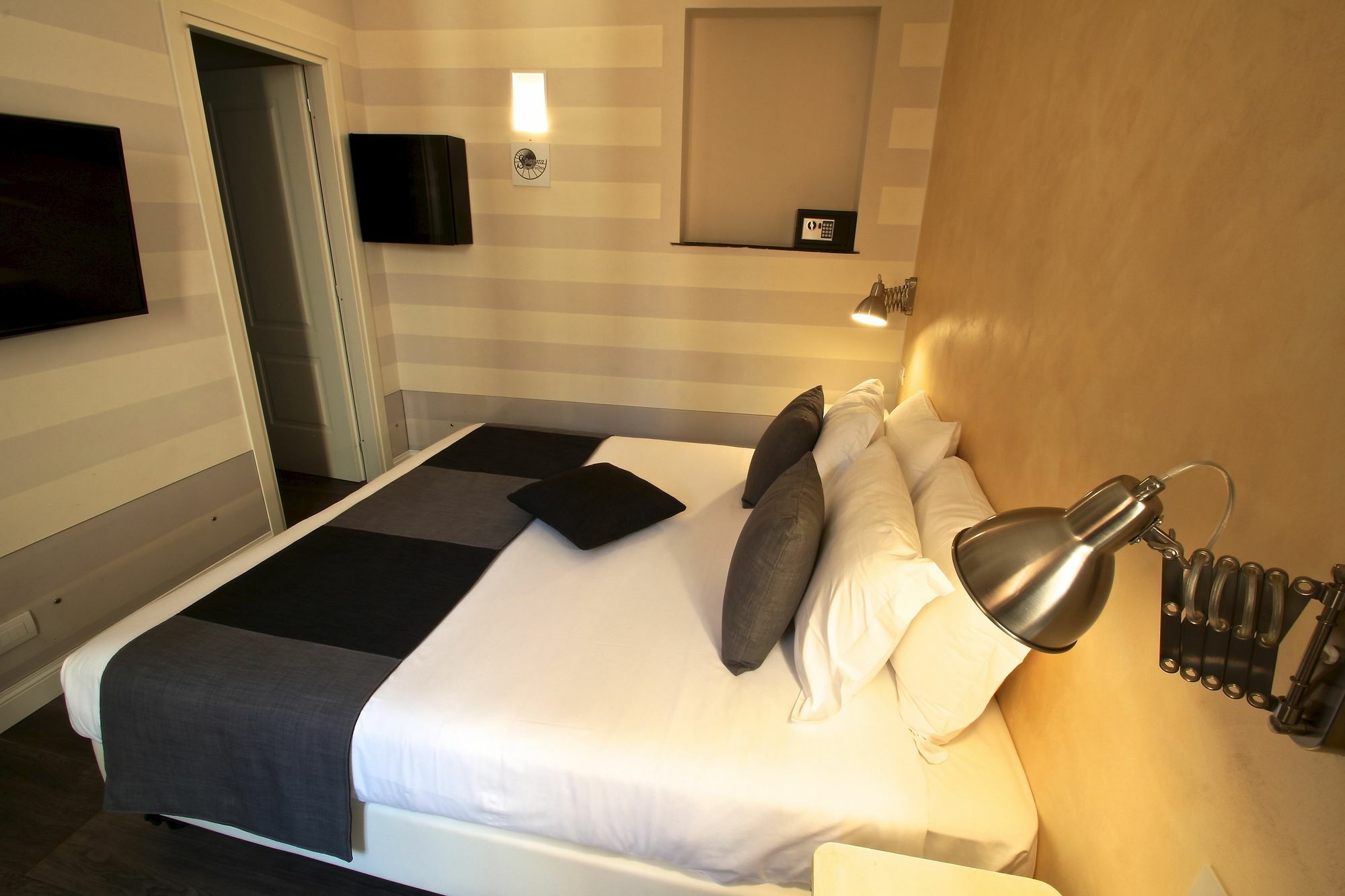 Spagna Secret Rooms Roma Exterior foto